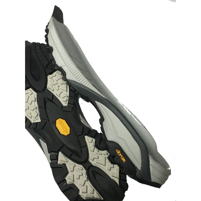 Solas inteiras Vibram High Speed Q590