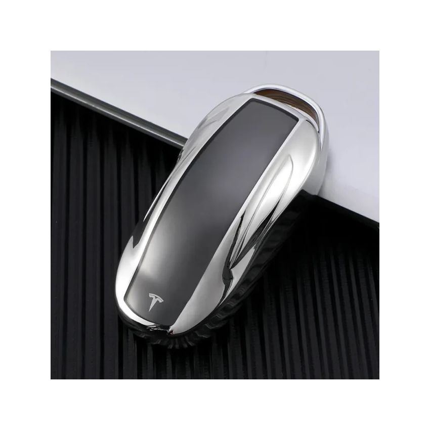 Capa TPU Tesla Três Botões Nº01