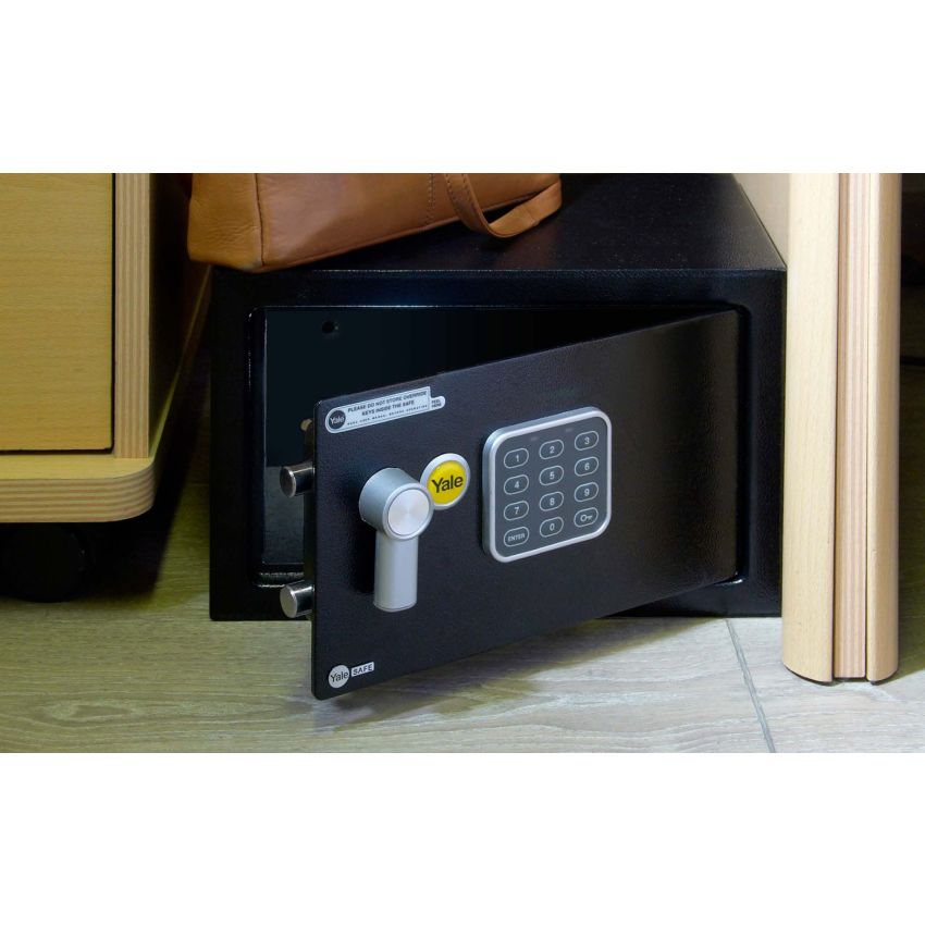 Cofre YALE básico laptop com alarme YLC/200/DB1