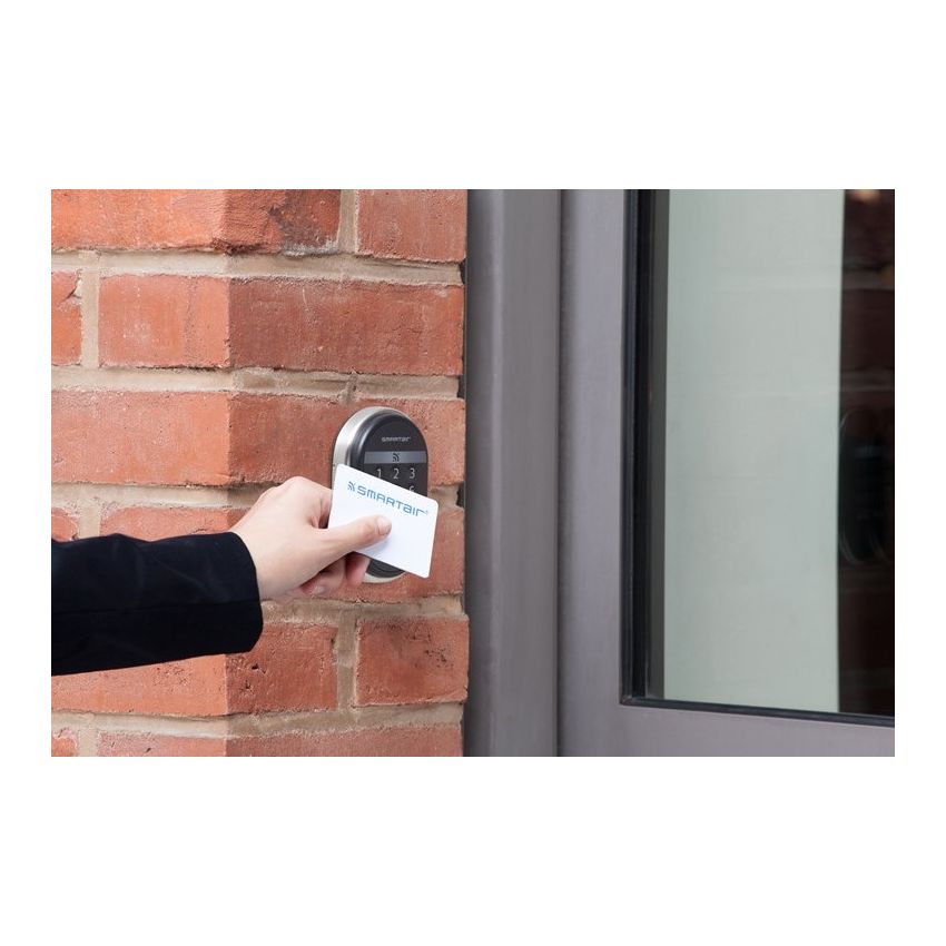 Controlo de acessos Tesa Hotel, leitor mural autoprogramável por cartão e teclado